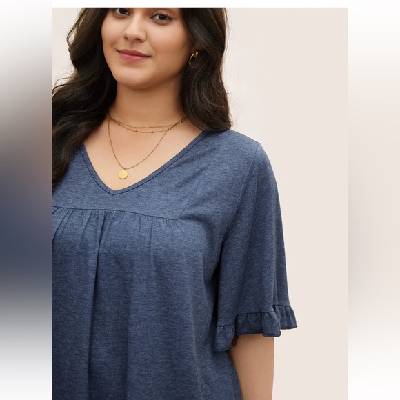BloomChic Plus Size 2XL Solid Gathered Ruffle Trim Flounce Sleeve T-shirt us18 - Picture 3 of 6
